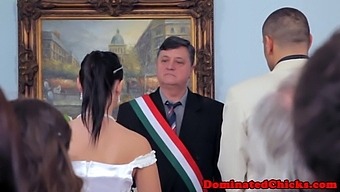Дан Венчања Доводи До Бдсм Игре За Задивљујућу Младу.