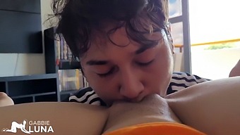 Gabby Luna Deelt Haar Intieme Delen Met Bekwame Partners Voor Intense, Bevredigende Ontmoetingen, Waaronder Vrouwelijke Ejaculatie